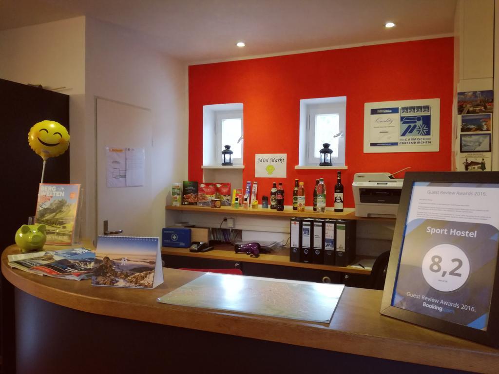 Hostel Der Athleten Garmisch-Partenkirchen Eksteriør billede